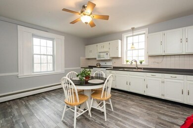 416 Maple St unit 3, Danvers, MA 01923 - photo 6