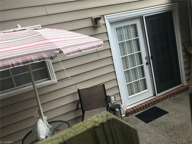 2216 Stonecutter Dr unit 9, Winston Salem, NC 27103 - photo 4