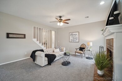 204 S Walnut Ave, Broken Arrow, OK 74012 - photo 6