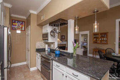 F-Kitchen