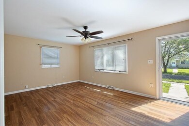 7 Walnut Pkwy, Crown Point, IN 46307 - photo 4