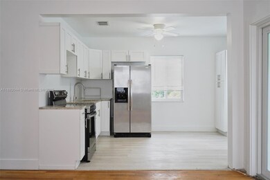 3770 SW 27th St unit 3772, Miami, FL 33134 - photo 4