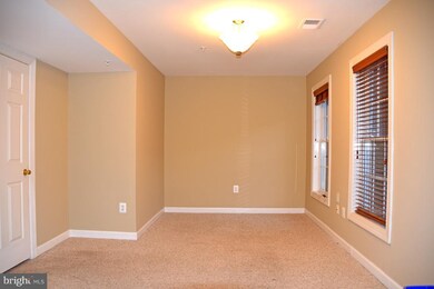 23911 Trading Post Dr, Clarksburg, MD 20871 - photo 4