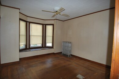 36 Willie St, Haverhill, MA 01832 - photo 5
