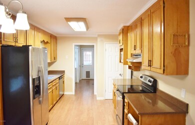 993 Dogwood Ct, Gray, GA 31032 - photo 2