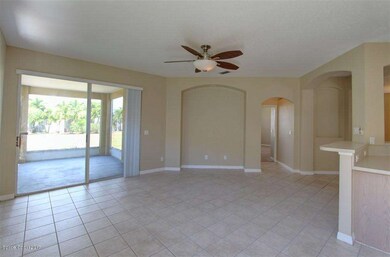 IMG_9139_40_41_Interior 2