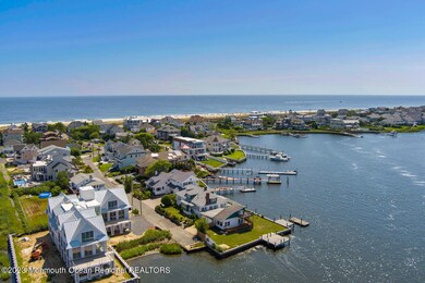 18 Riverview Rd, Monmouth Beach, NJ 07750 - photo 5