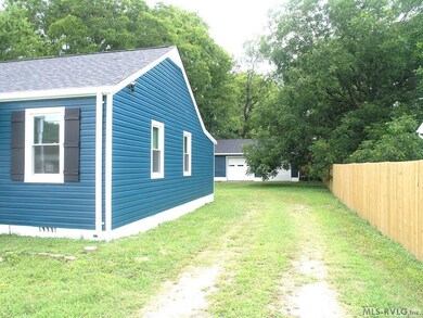 1924 Willow St, Roanoke Rapids, NC 27870 - photo 4