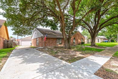 15218 Windy Cove Dr, Houston, TX 77095 - photo 2