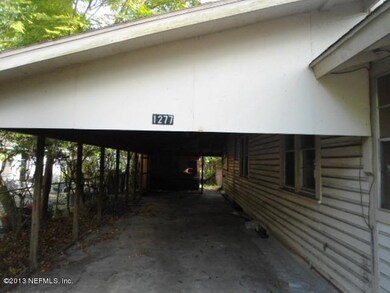 1277 Orton St, Jacksonville, FL 32205 - photo 2