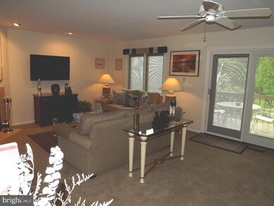 527 Summit Ct, Media, PA 19063 - photo 4