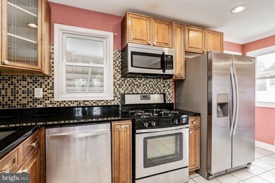 6411 Kaslo St, New Carrollton, MD 20784 - photo 6