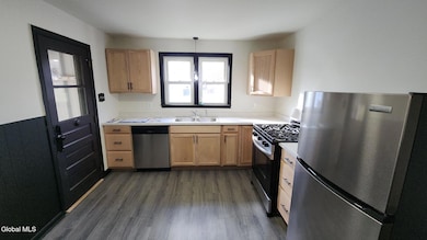 9C754998-BF94-4A10-8B89-4A397C9A13F7