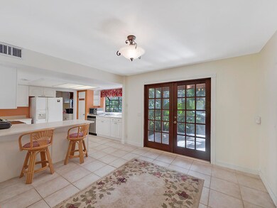 Dining/Kitchen