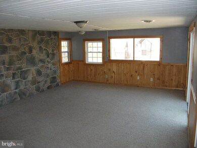 3035 Warm Spring Rd, Chambersburg, PA 17202 - photo 6