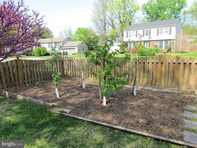 12600 Denmark Dr, Herndon, VA 20171 - photo 6