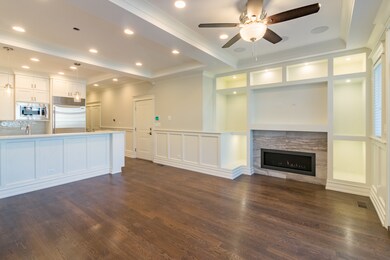 2731 N Southport Ave unit 2, Chicago, IL 60614 - photo 2