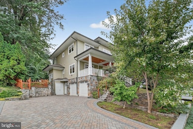 2136 Powhatan St, Falls Church, VA 22043 - photo 3