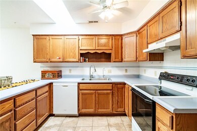 17076 S Shawnee Heights Rd, Overbrook, KS 66524 - photo 7