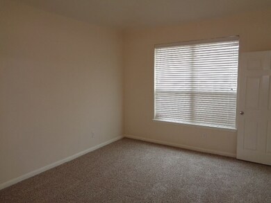 31627 Forest Oak Park Ct, Conroe, TX 77385 - photo 3