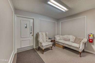 202 University Pkwy., Unit 4E-24