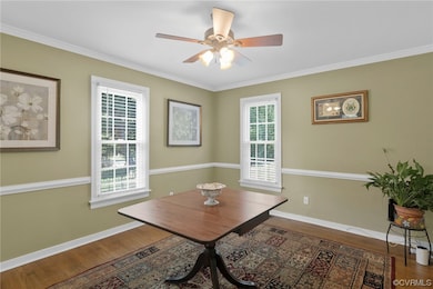 Imagine the holiday and special meals you will have in your Dining Room!