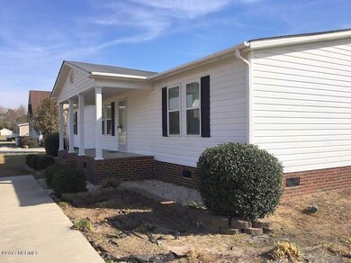 204 Bent Tree Ln, Dunn, NC 28334 - photo 2