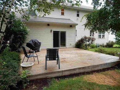 18 Dennis Dr, Clifton Park, NY 12065 - photo 4