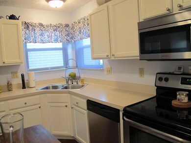 Kitchen 4