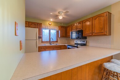08_Home11_mls