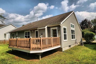 7 Maxwell Dr, Saratoga Springs, NY 12866 - photo 2