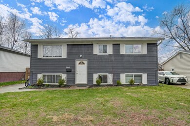 2689 Glenbriar St, Columbus, OH 43232 - photo 2