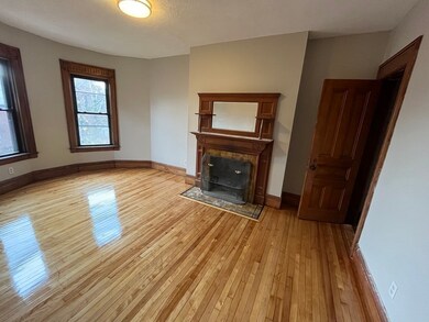25 Mattoon St unit 6, Springfield, MA 01105 - photo 2