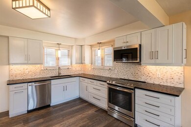 434 22nd St NW, Cedar Rapids, IA 52405 - photo 6