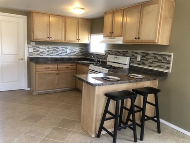 1002 Chicago Ave, Elkhart, IN 46517 - photo 6