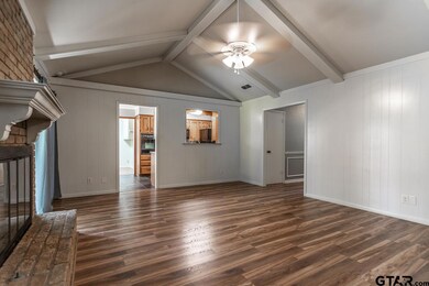 8308 8308 Oxford Dr, Tyler, TX 75703 - photo 2