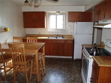 1602 Lee Terrace Dr unit C2, Wickliffe, OH 44092 - photo 6