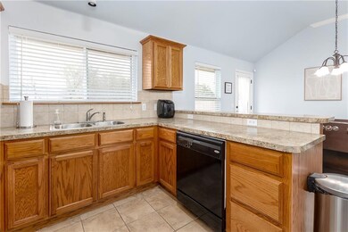 916 Accipiter St, Norman, OK 73072 - photo 6