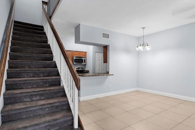 18352 NW 68th Ave unit M, Hialeah, FL 33015 - photo 5