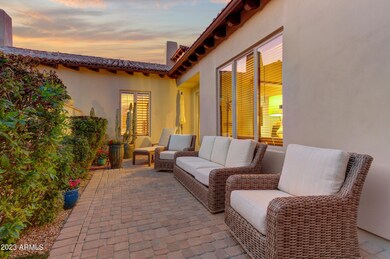 003_Private Courtyard