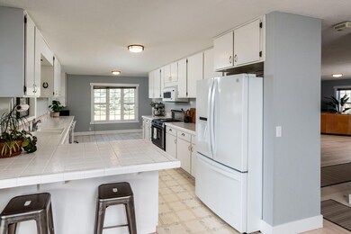 25025 Dodds Rd, Bend, OR 97701 - photo 7