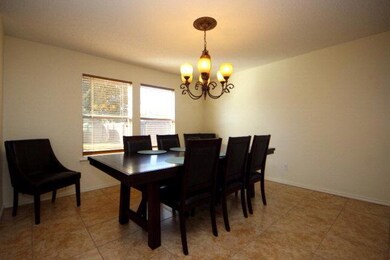 1340 Kokopelli Dr, Edinburg, TX 78541 - photo 4