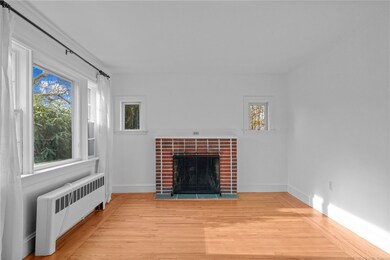 69 Parkway Ave, Cranston, RI 02905 - photo 5