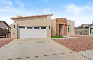 12013 Silent Place Ct, Socorro, TX 79927 - photo 2