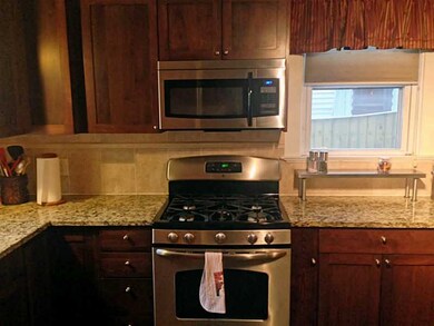 45 Bartlett Ave, Cranston, RI 02905 - photo 6