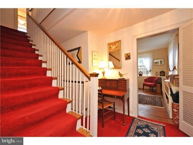 602 E Pleasant St, Glenside, PA 19038 - photo 2