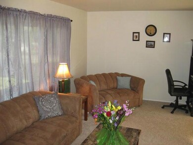 1465 Demorest Rd, Columbus, OH 43228 - photo 3