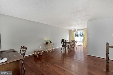 53 Yew Rd, Essex, MD 21221 - photo 4