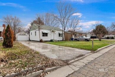 520 Banner St, Nampa, ID 83686 - photo 4