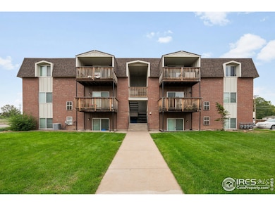 1817 28th St, Greeley, CO 80631 - photo 2